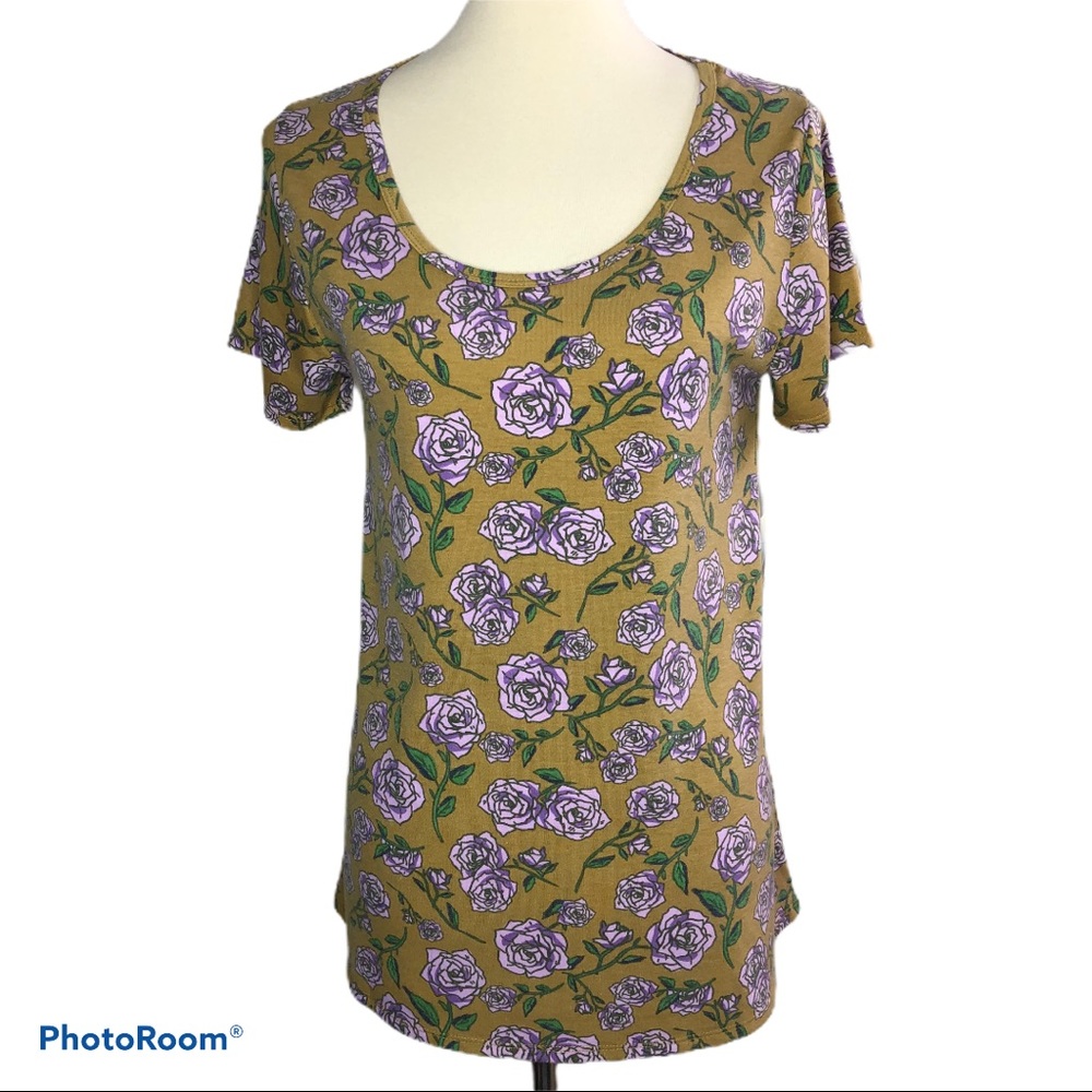LuLaRoe Classic Tee Floral Roses size S